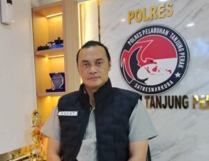 Polres Pelabuhan Tanjung Perak Ungkap Peredaran Ganja di Medos, Tersangka Pengedar Diamankan